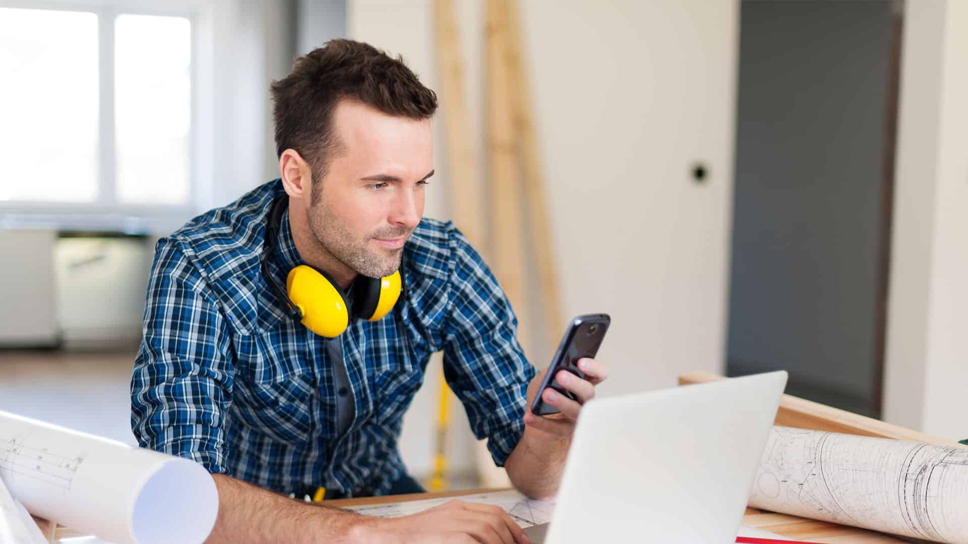 How Answering Services Help General Contractors Schedule and Track Appointments 4 Unexpected Benefits of an Answering Service for Contractors